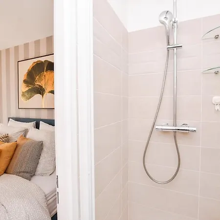 Villa Perfect For Disney, Game Room, Rooftop, Parking Chessy (Seine-et-Marne)