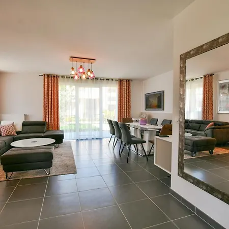 Perfect For Disney, Game Room, Rooftop, Parking Villa