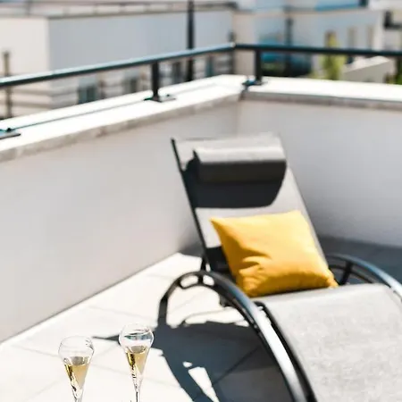 Perfect For Disney, Game Room, Rooftop, Parking Villa Chessy (Seine-et-Marne)
