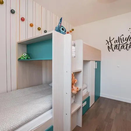 Perfect For Disney, Game Room, Rooftop, Parking Villa *