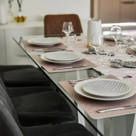 Villa Perfect For Disney, Game Room, Rooftop, Parking Chessy (Seine-et-Marne)