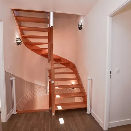 Perfect For Disney, Game Room, Rooftop, Parking